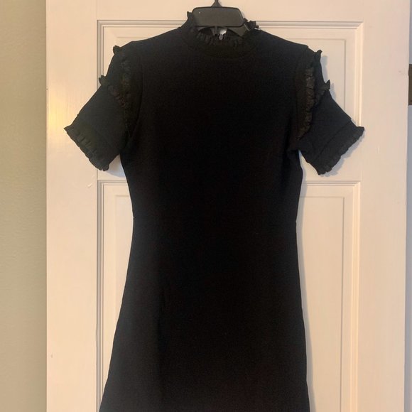 CAARA Massanet Dress NWT - Picture 4 of 4